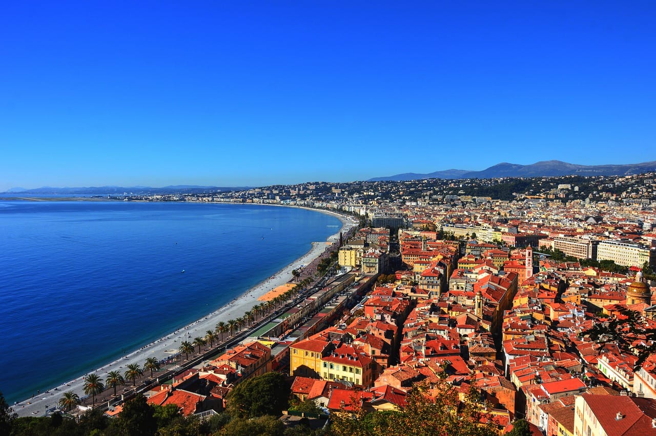 Toutes les informations dont vous avez besoin pour stationner pendant un déménagement à Nice